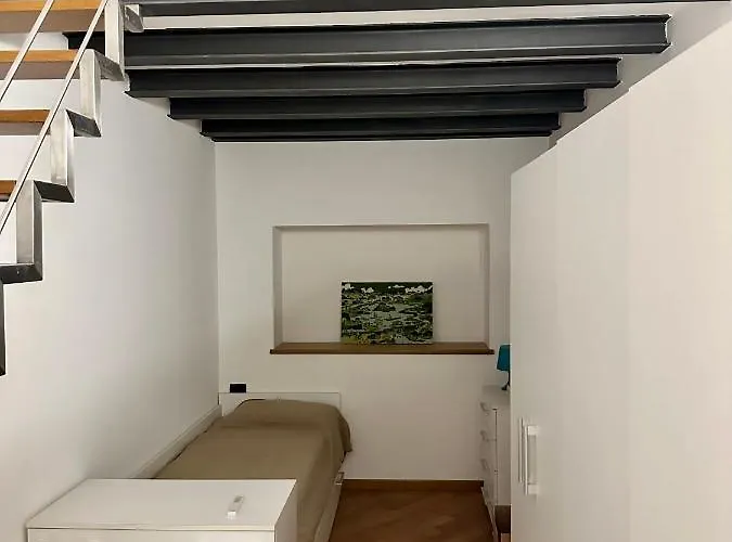 Casa Cristina アラッシオ